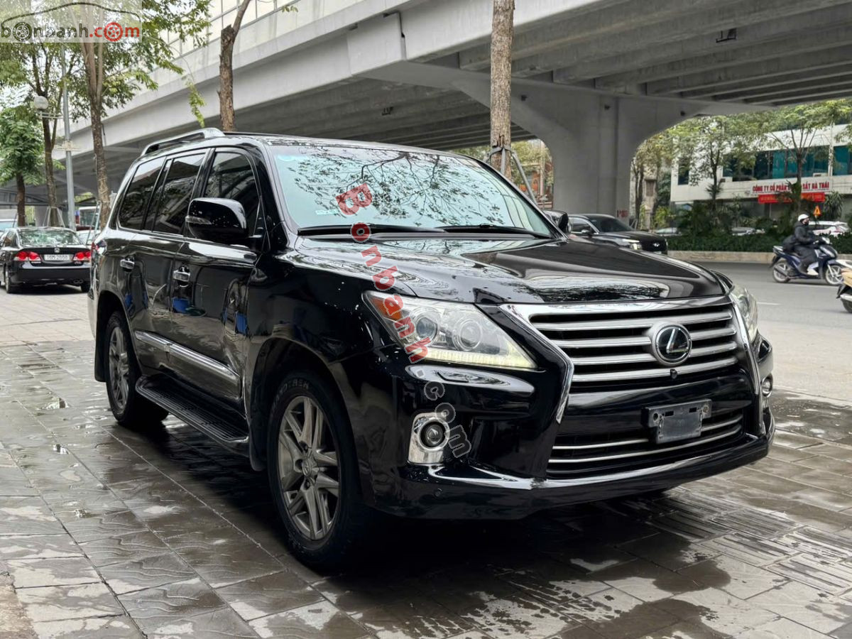 Lexus LX 570 2013