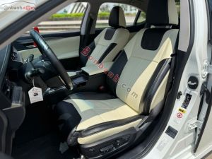 Xe Lexus ES 250 2015