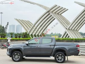 Xe Mitsubishi Triton 4x2 AT Mivec 2020