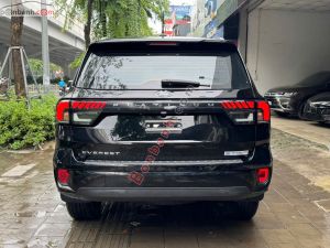 Xe Ford Everest Platinum 2.0L 4x4 AT 2025