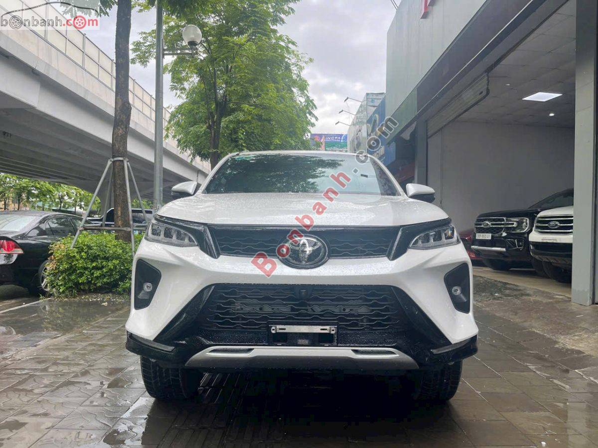 Toyota Fortuner Legender 2.8L 4x4 AT 2022