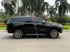 Xe Ford Everest Titanium 2.0L 4x4 AT 2019